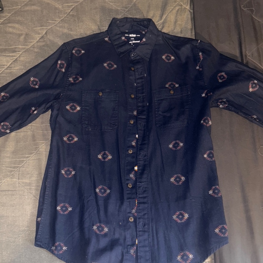 Men’s long sleeve button up